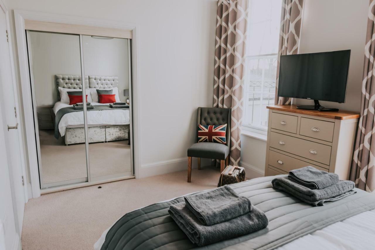 Cavendish House With Secure, Allocated Parking, 2 Mins Walk From Windsor Castle Eksteriør billede