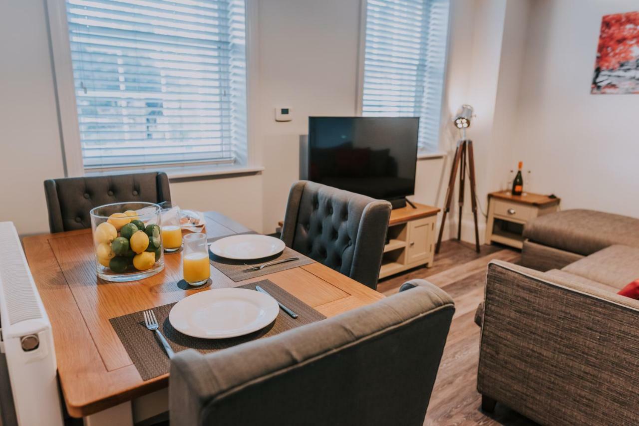 Cavendish House With Secure, Allocated Parking, 2 Mins Walk From Windsor Castle Eksteriør billede