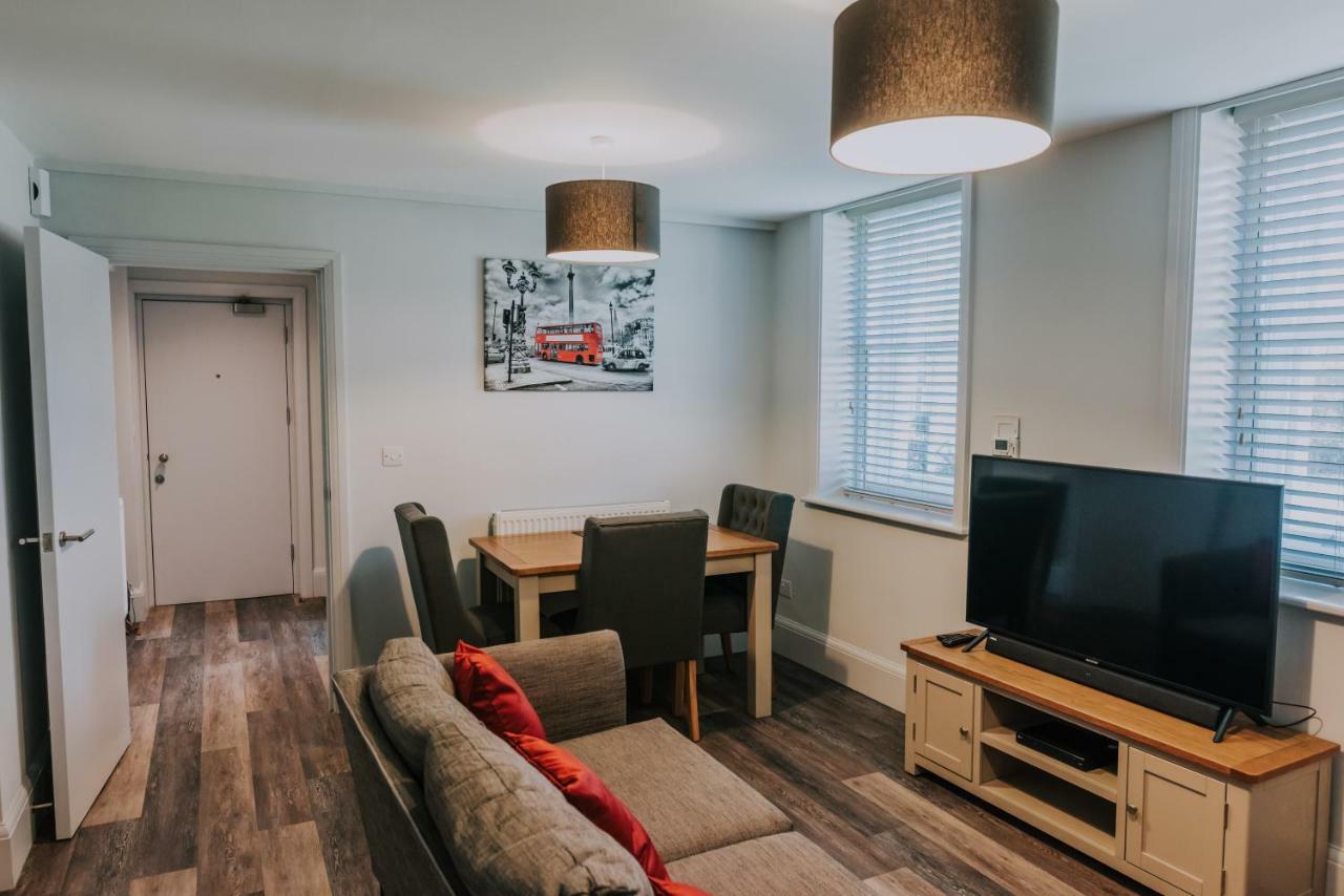 Cavendish House With Secure, Allocated Parking, 2 Mins Walk From Windsor Castle Eksteriør billede