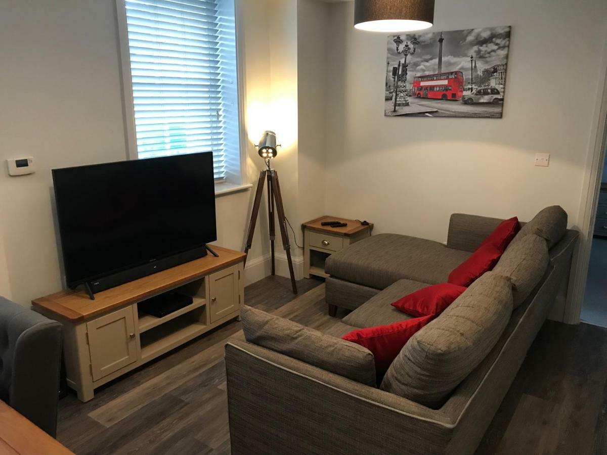 Cavendish House With Secure, Allocated Parking, 2 Mins Walk From Windsor Castle Værelse billede